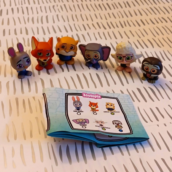 Disney Toys Disneys Doorables Series 9 Full Set Zootopia Poshmark